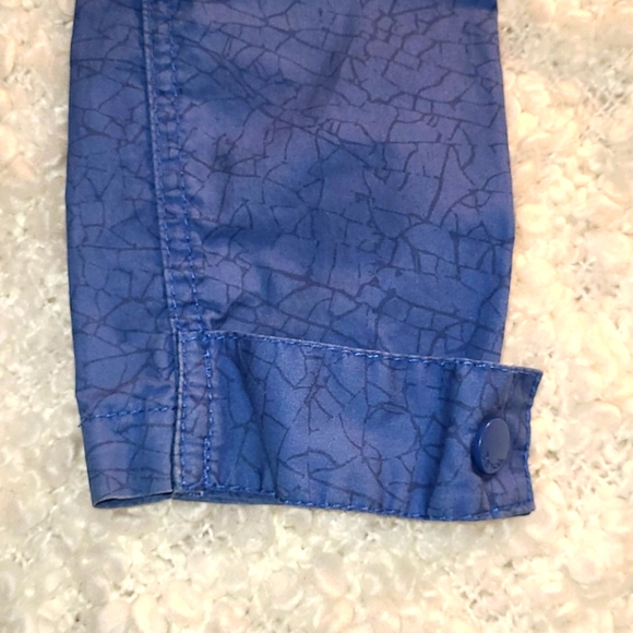 Bench Jacket w/ Zipper/Hood Feature! - Picture 8 of 9